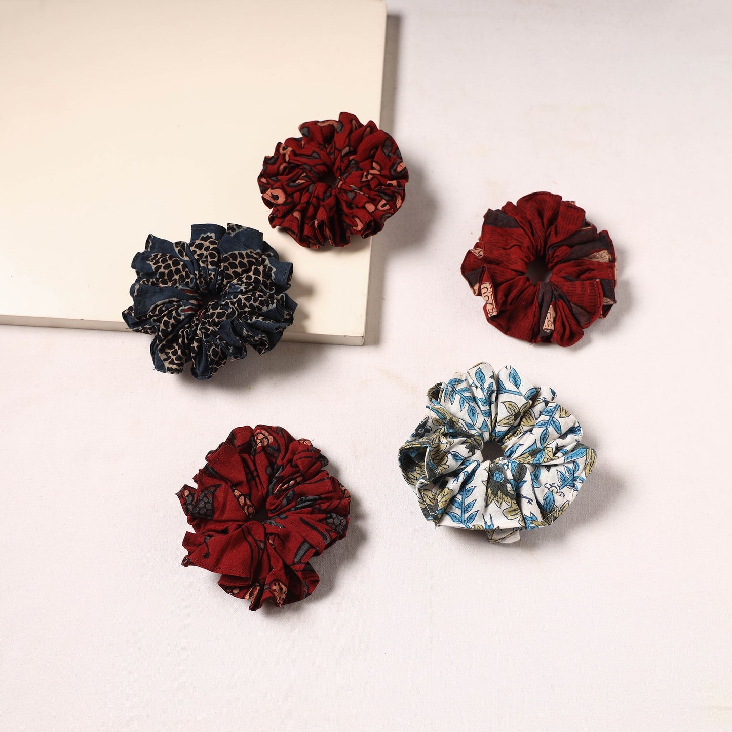 Handmade rubber band/scrunchies (set of 5) 27 - handcrafted