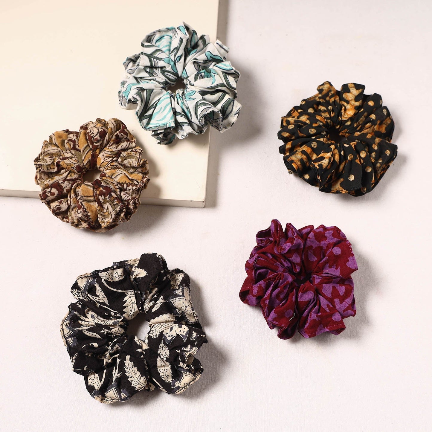 Handmade rubber band/scrunchies (set of 5) 29 - handcrafted