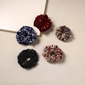 Handmade rubber band/scrunchies (set of 5) 31 - handcrafted