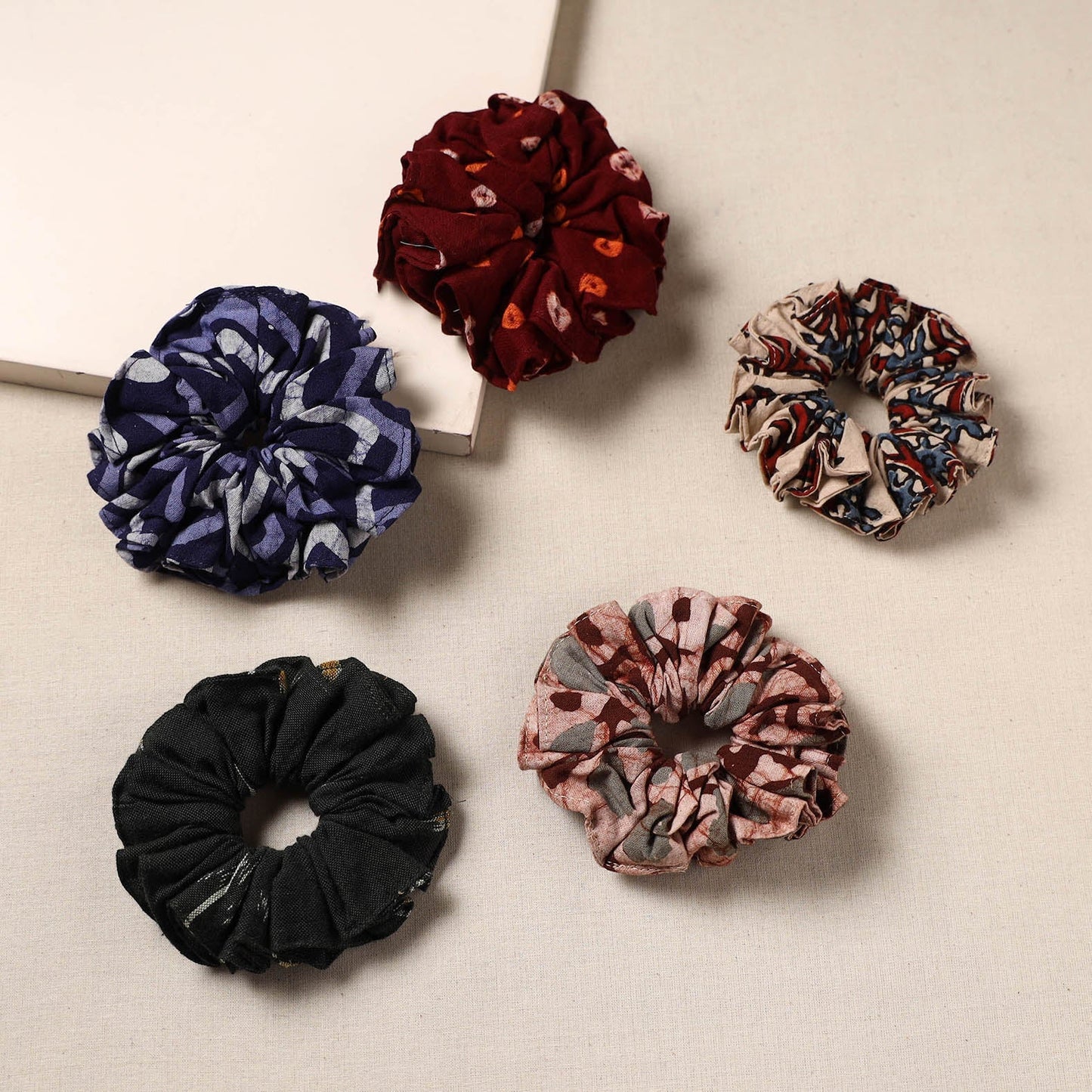 Handmade rubber band/scrunchies (set of 5) 31 - handcrafted