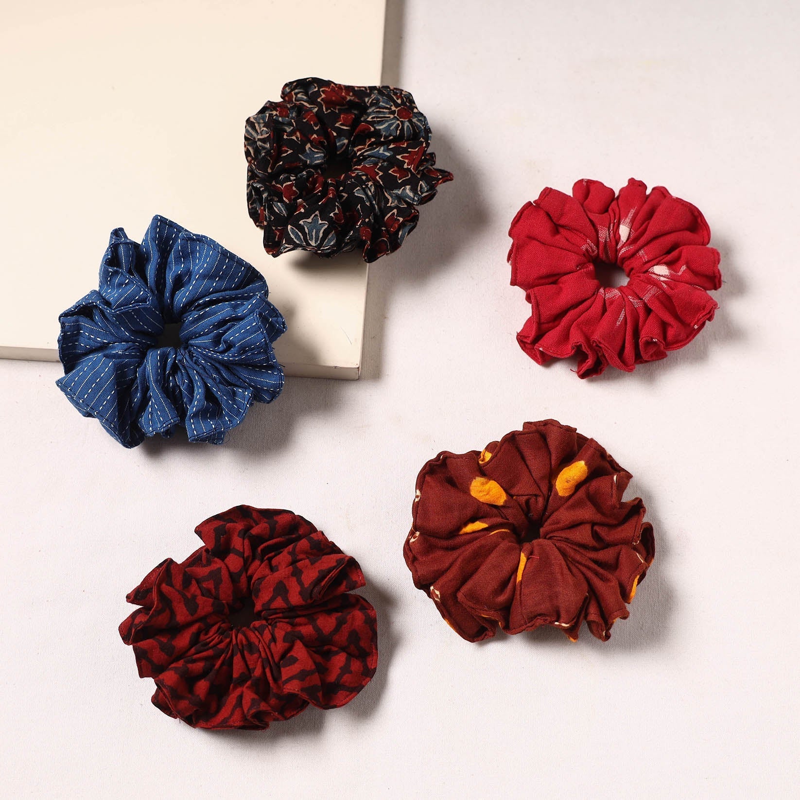 Handmade rubber band/scrunchies (set of 5) 41 - handcrafted