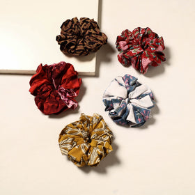 Multicolor - handmade rubber band/scrunchies (set of 5) 45