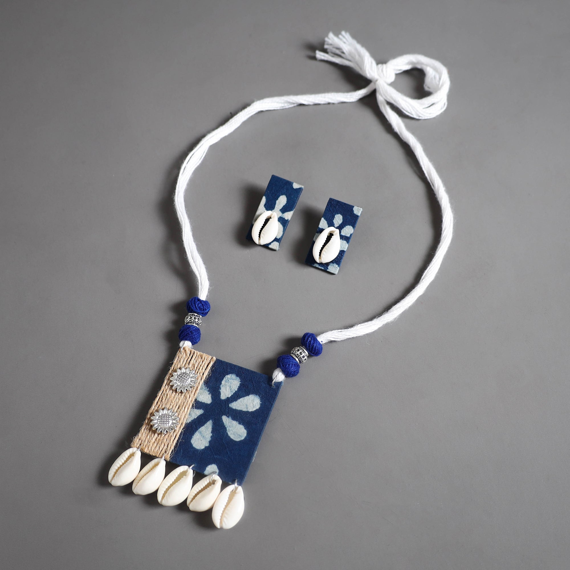 Buy Handmade Shell Jute Fabart Necklace Set Online