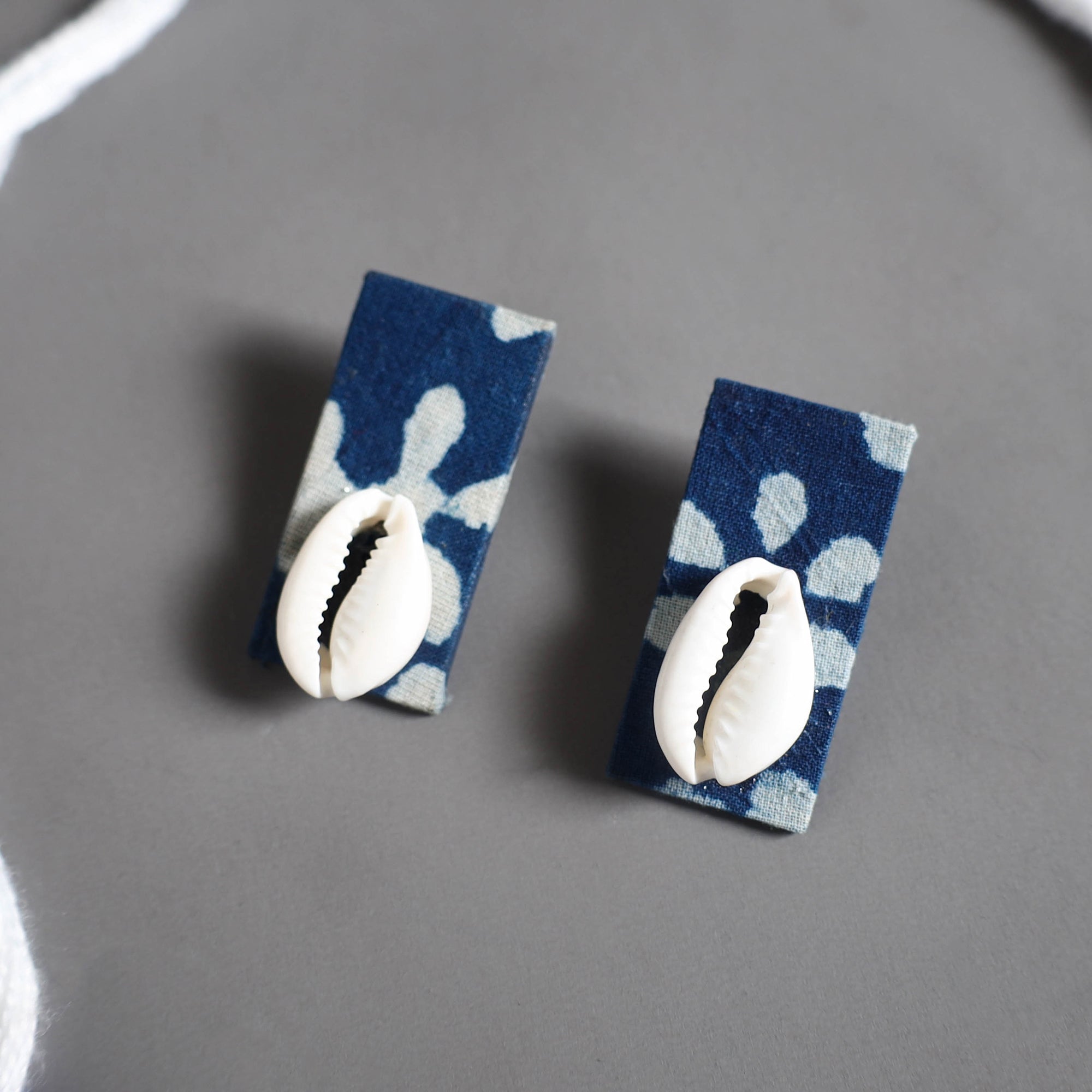 Buy Handmade Shell Jute Fabart Necklace Set Online