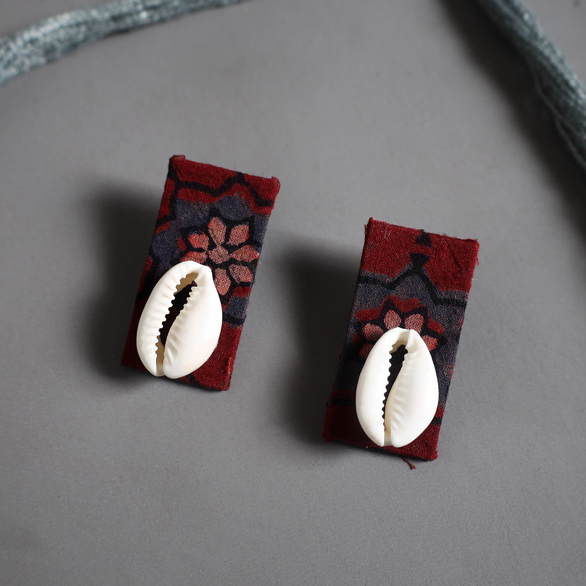 Handmade Shell Jute Fabart Necklace Set 36