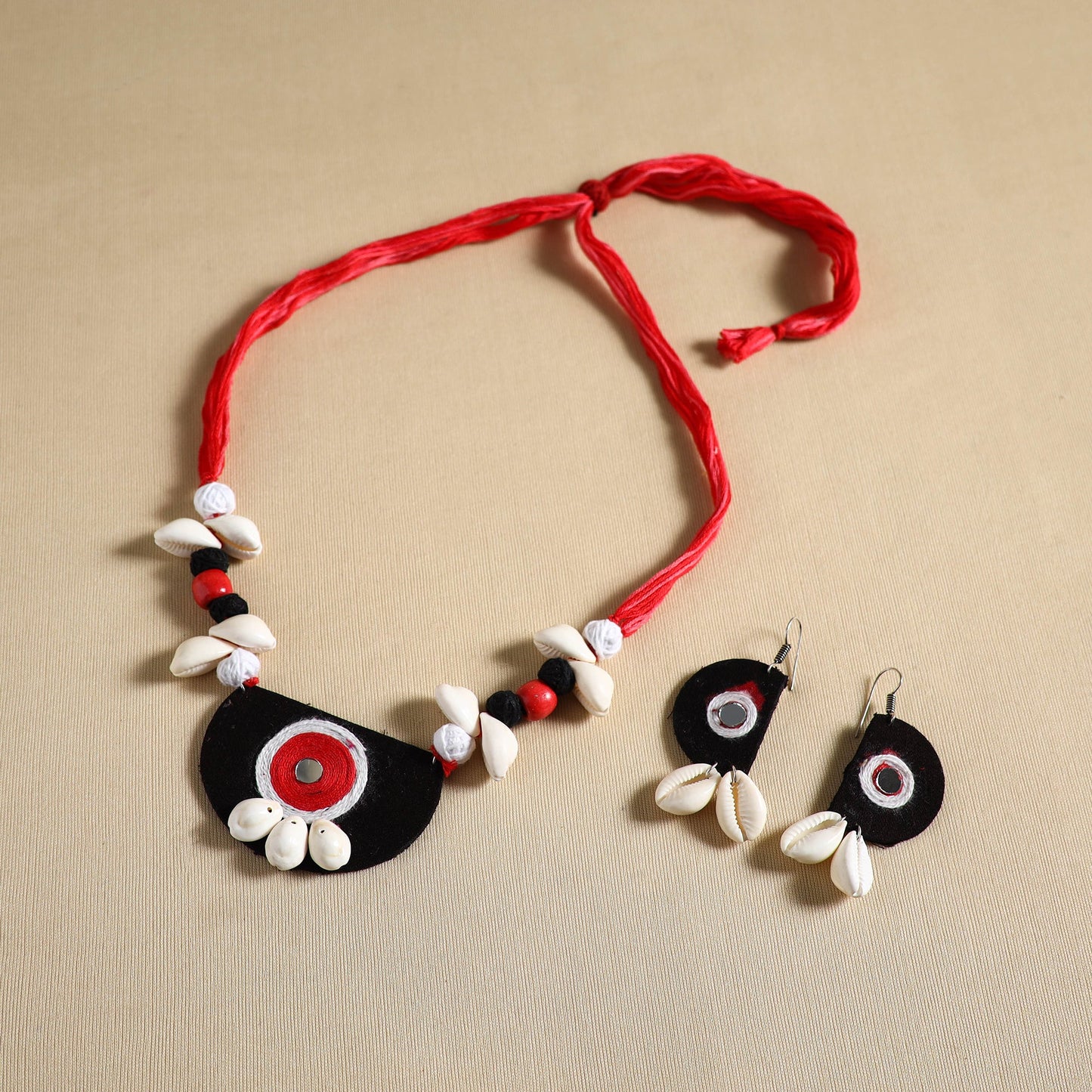 Handmade Shell Work Fabart Necklace Set 03