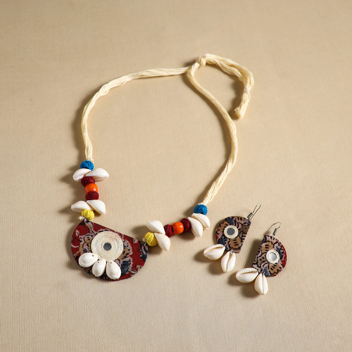 Handmade Shell Work Fabart Necklace Set 07