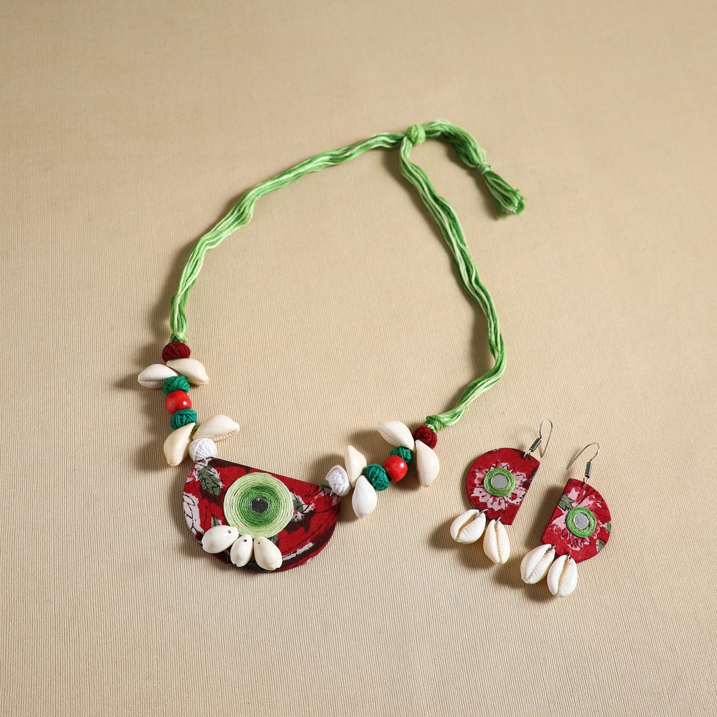 Handmade Shell Work Fabart Necklace Set 08