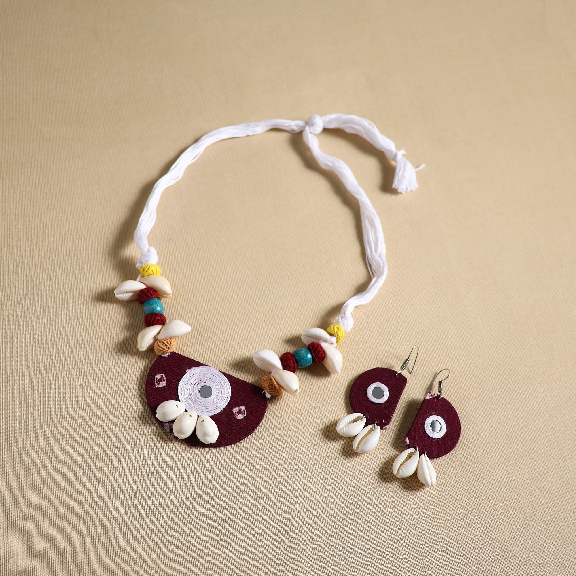 Handmade Shell Work Fabart Necklace Set 10