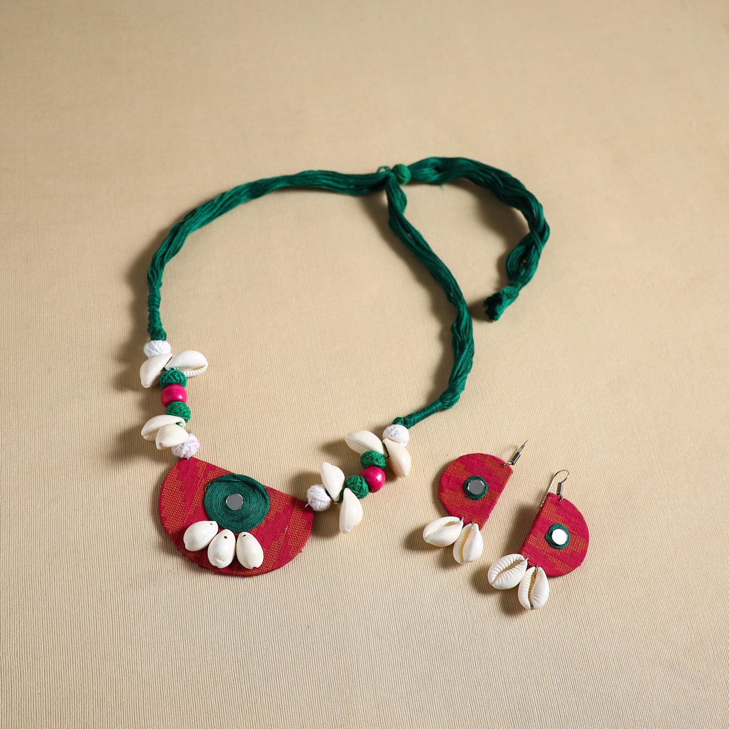 Handmade Shell Work Fabart Necklace Set 12