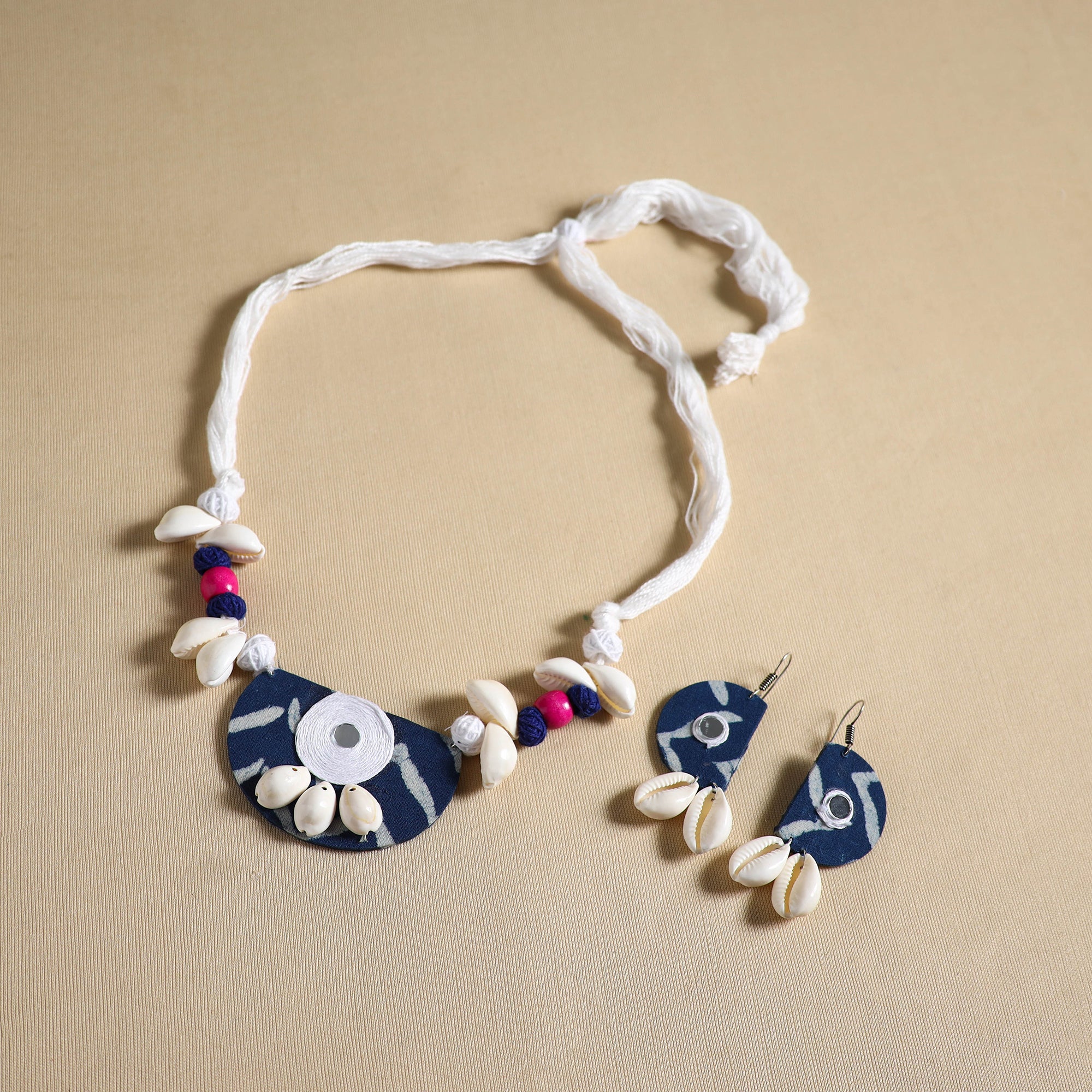 Handmade Shell Work Fabart Necklace Set 14