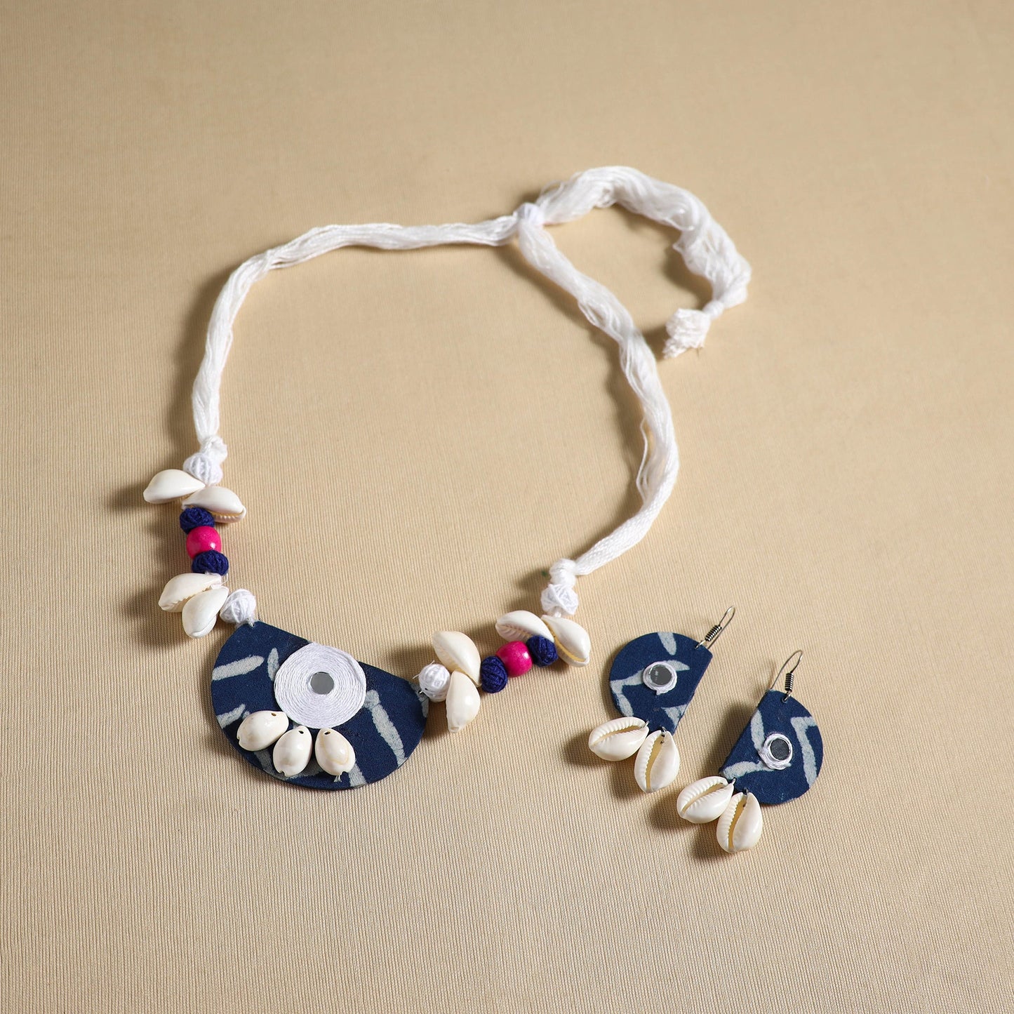 Handmade Shell Work Fabart Necklace Set 14