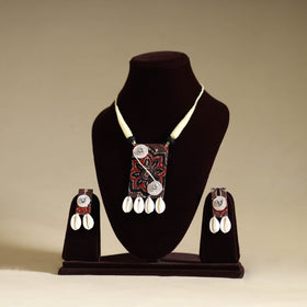 Buy Handmade Shell Work Fabart Necklace Set