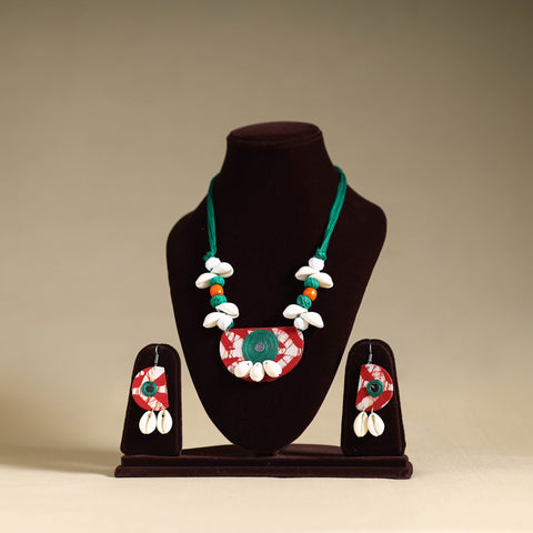 Handmade Shell Work Fabart Necklace Set 16