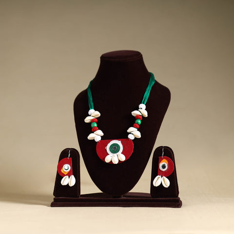 Handmade Shell Work Fabart Necklace Set 17