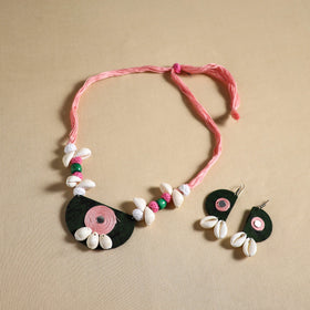  Handmade Shell Work Fabart Necklace Set