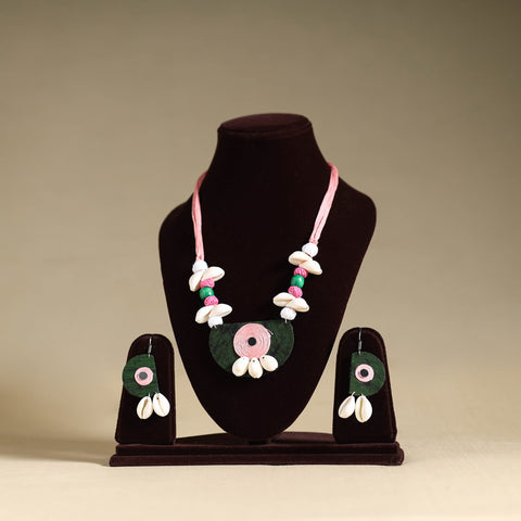  Handmade Shell Work Fabart Necklace Set