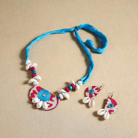 Handmade Shell Work Fabart Necklace Set 19