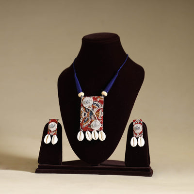  Handmade Shell Work Fabart Necklace Set