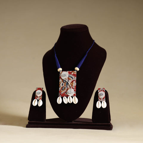  Handmade Shell Work Fabart Necklace Set