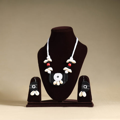 Handmade Shell Work Fabart Necklace Set 21