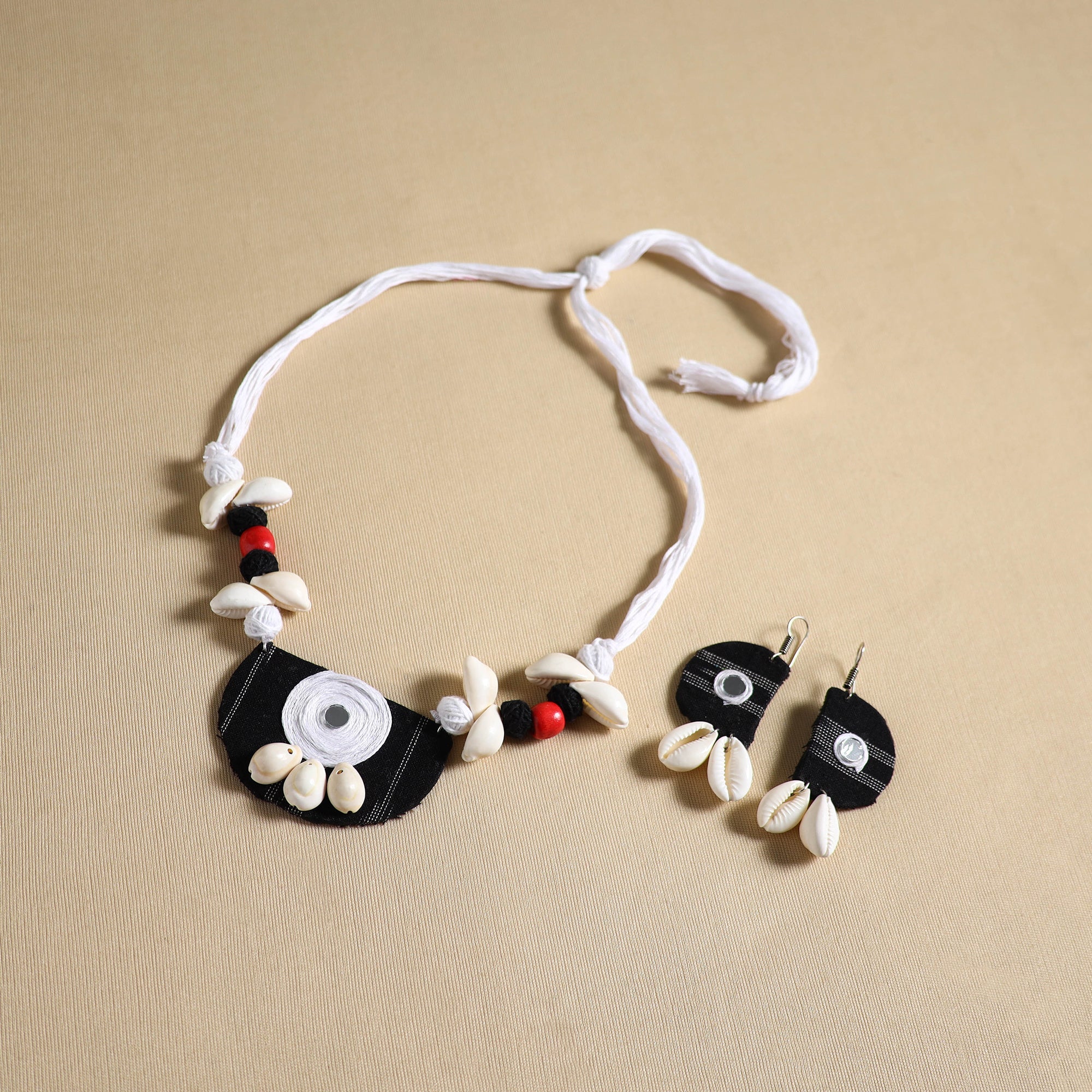 Handmade Shell Work Fabart Necklace Set 21