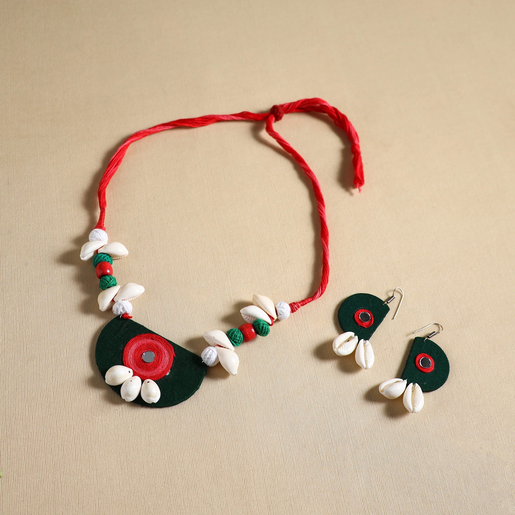 Handmade Shell Work Fabart Necklace Set 22