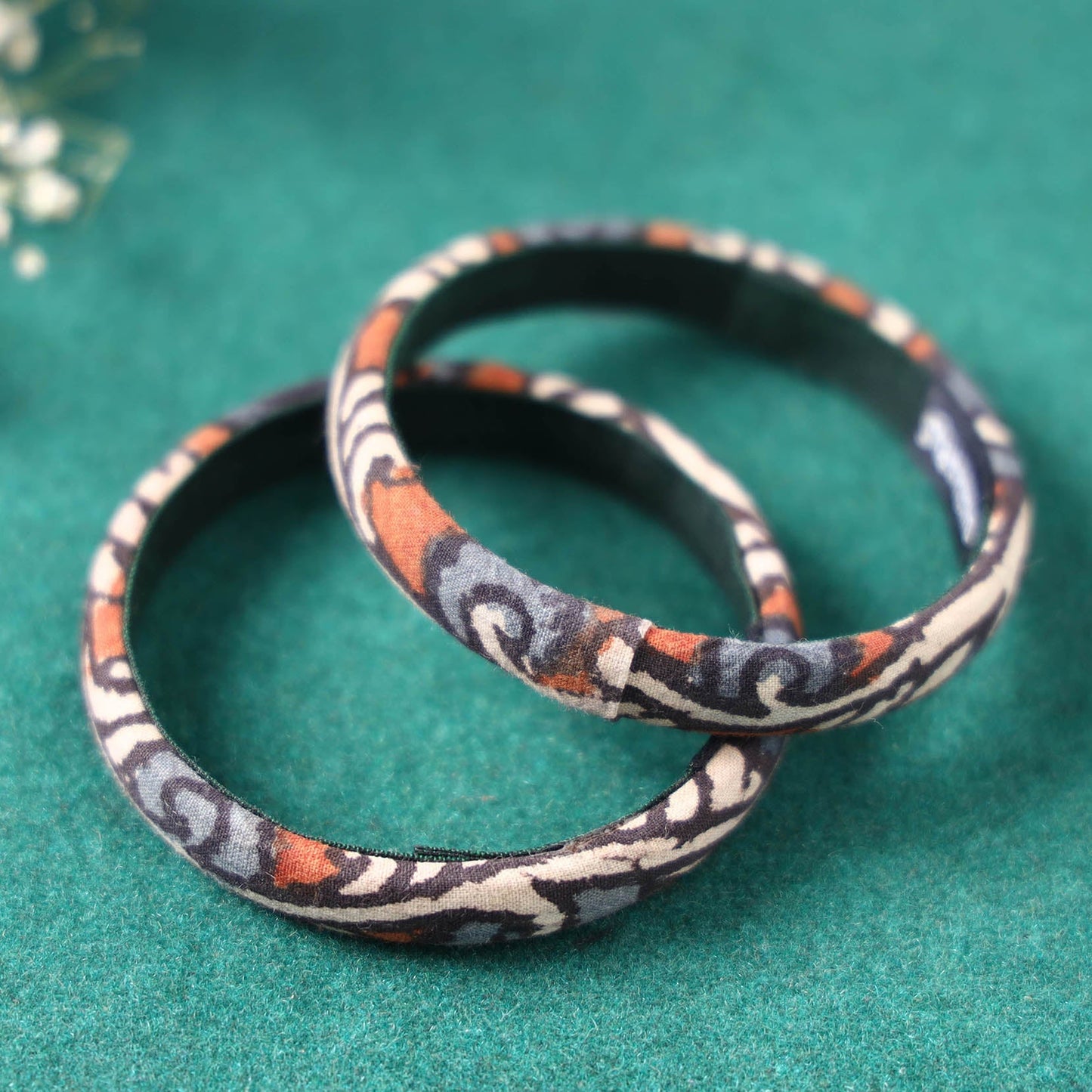  Handpainted Kalamkari Natural Dyed Bangle Online at iTokri.com
