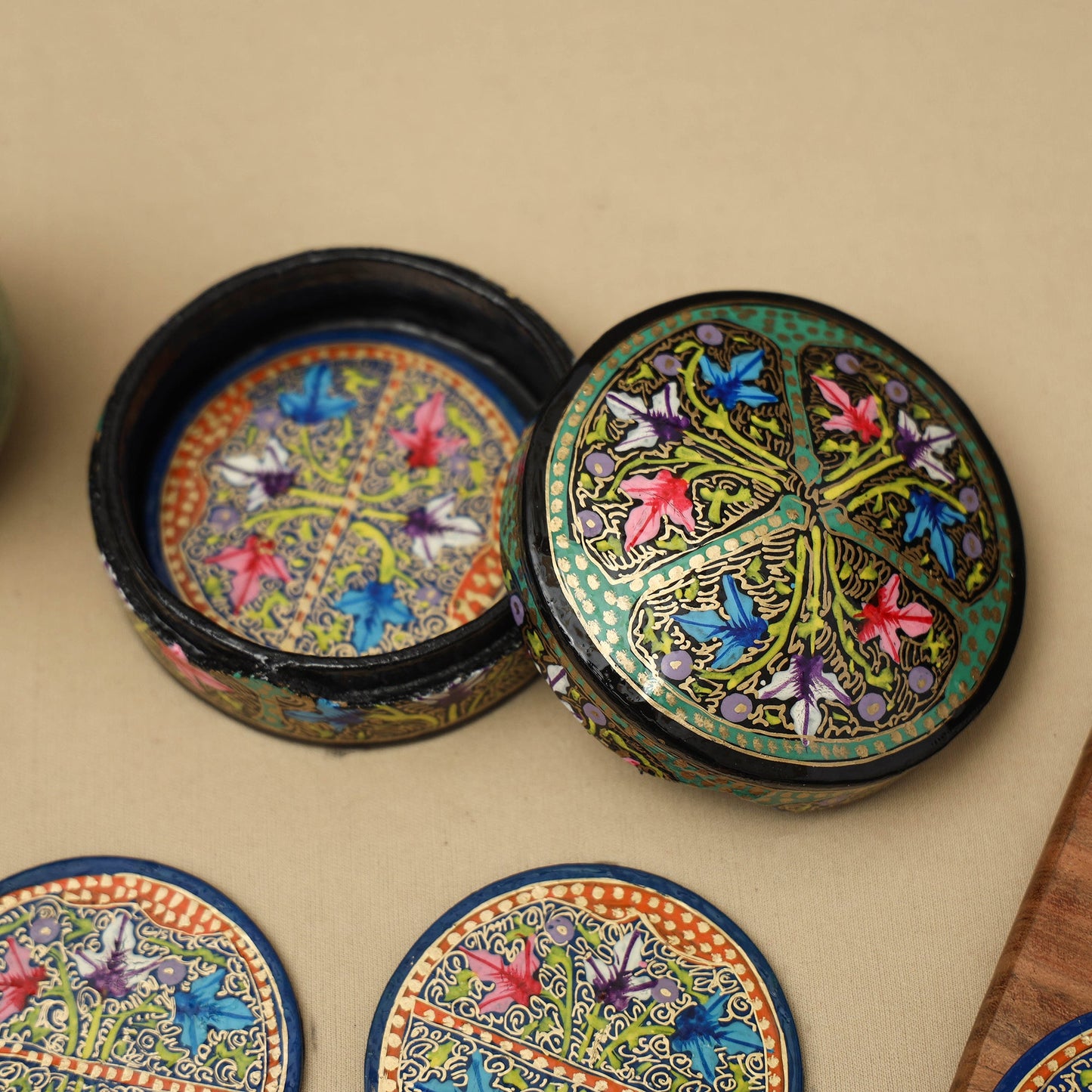Multicolor - handpainted paper mache coaster with box (set