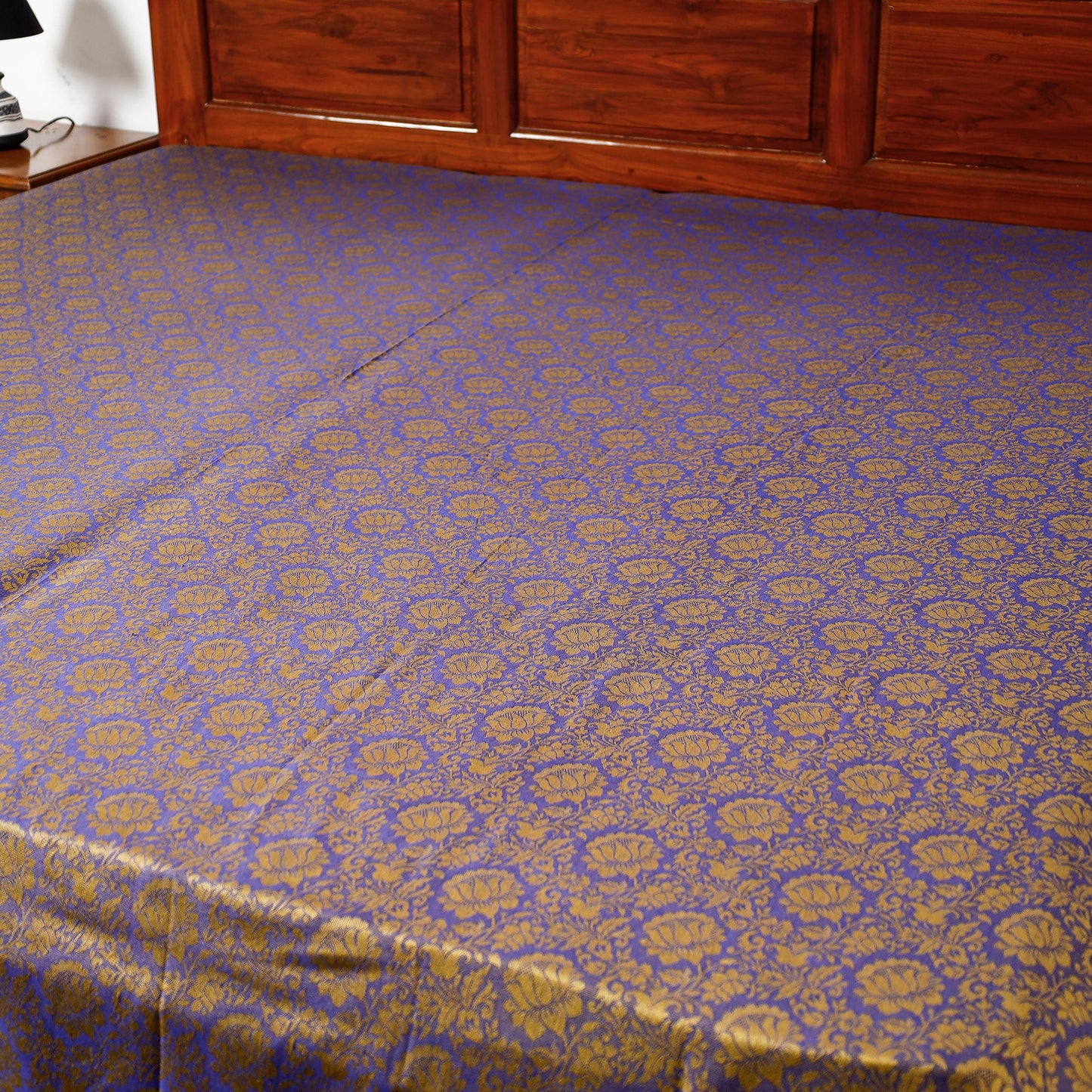  Himroo Handloom Jacquard Mercerized Cotton Double Bed Cover 