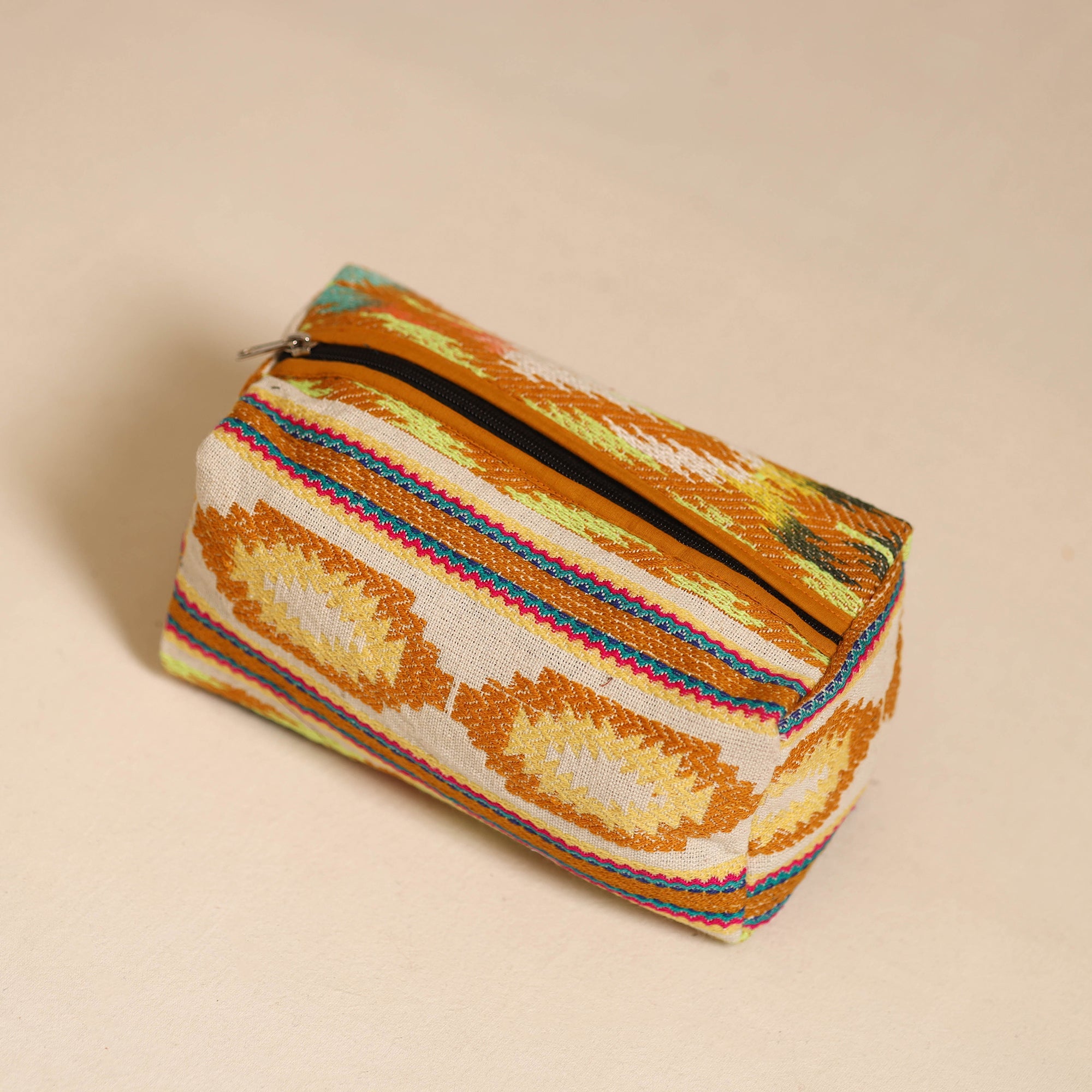  Multicolor Jacquard Weave Cotton Toiletry Pouch 