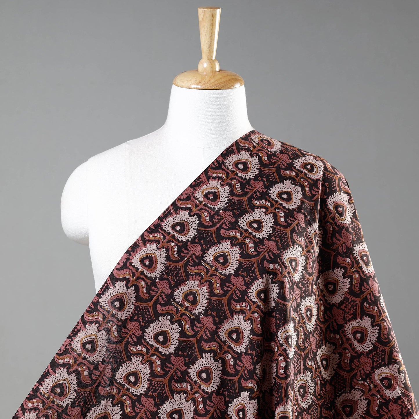  Jahota Block Printed Cotton Fabric Online at iTokri.com
