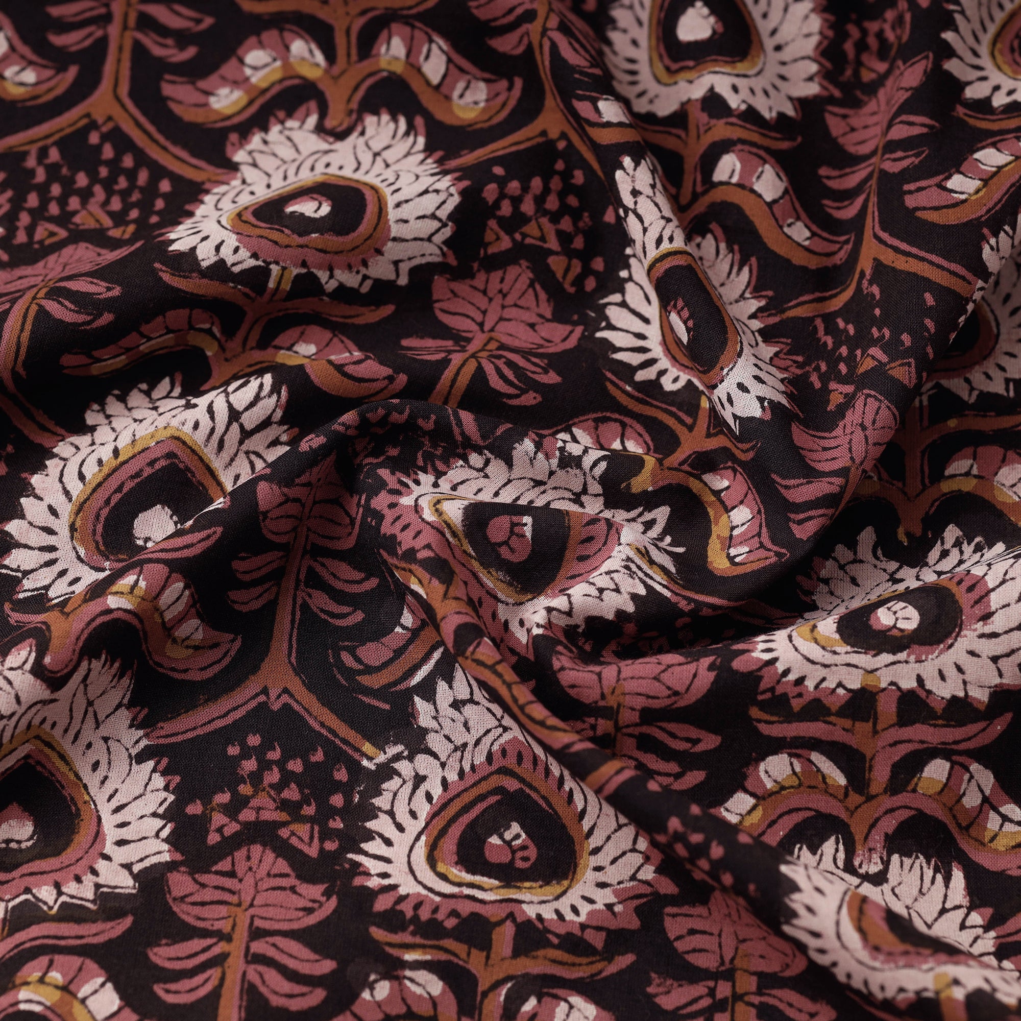  Jahota Block Printed Cotton Fabric Online at iTokri.com
