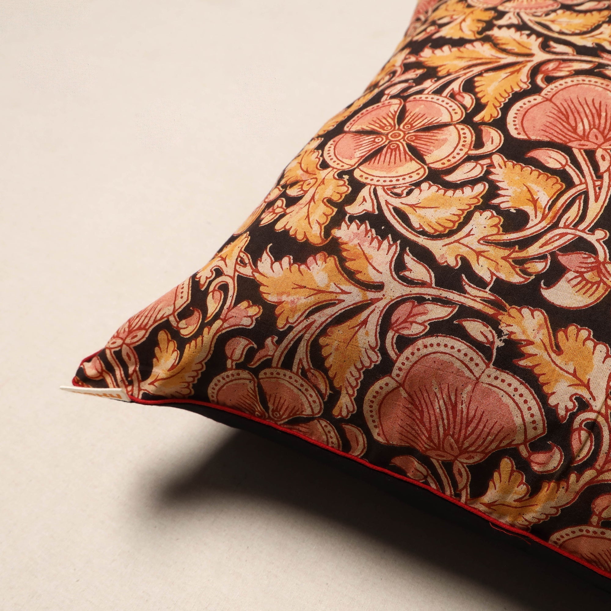 Kalamkari cotton cushion cover 35 - handcrafted