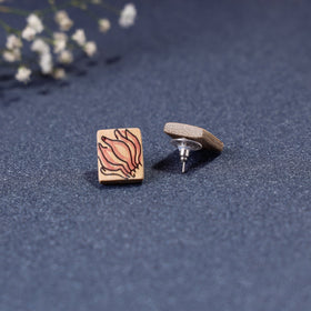  Kerala Mural Handpainted Bamboo Stud Earrings Online at iTokri.com