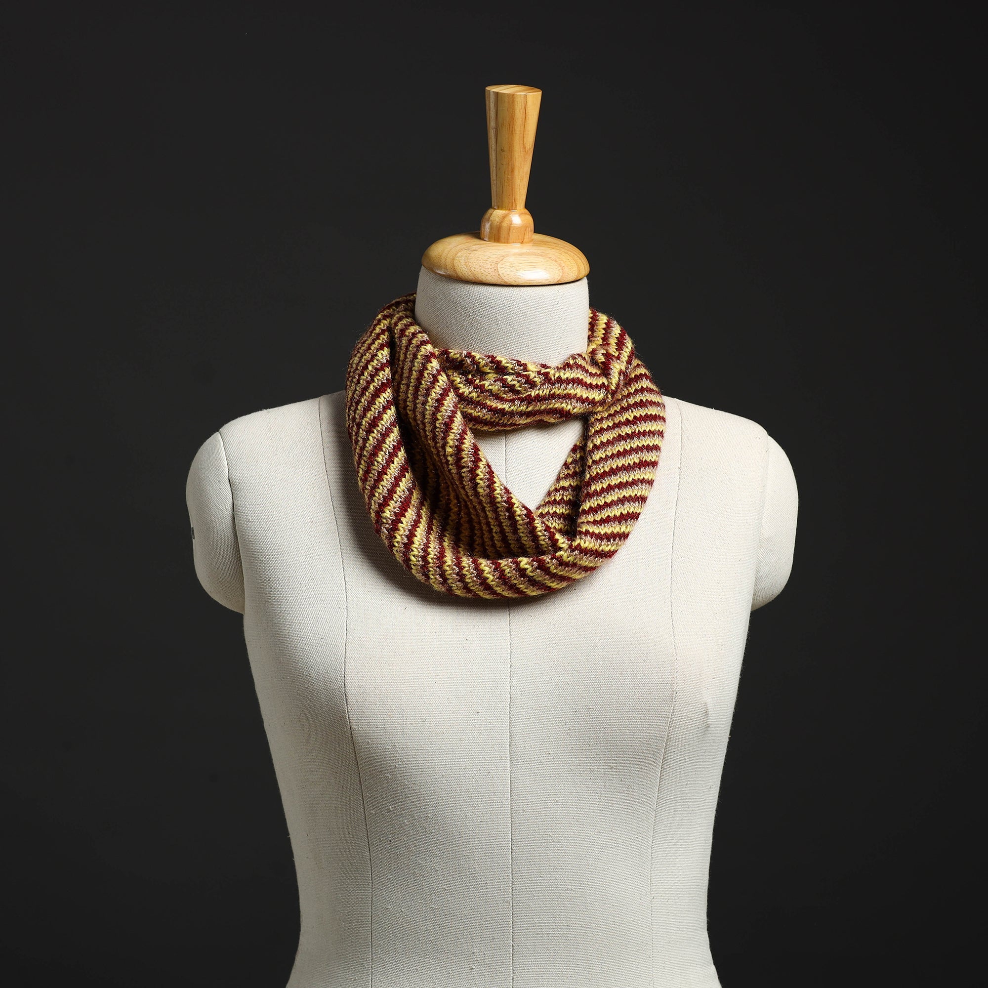  Kumaun Hand Knitted Woolen Neck Warmer