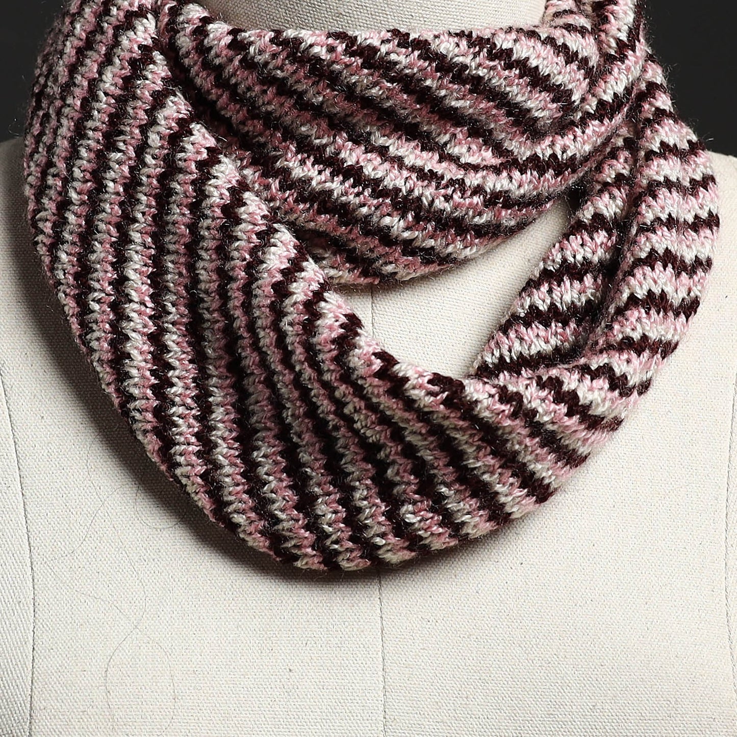  Kumaun Hand Knitted Woolen Neck Warmer