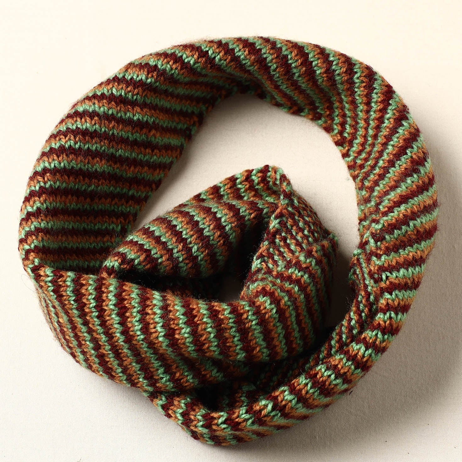  Kumaun Hand Knitted Woolen Neck Warmer 