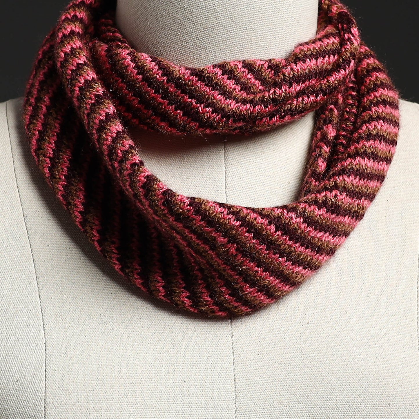  Kumaun Hand Knitted Woolen Neck Warmer