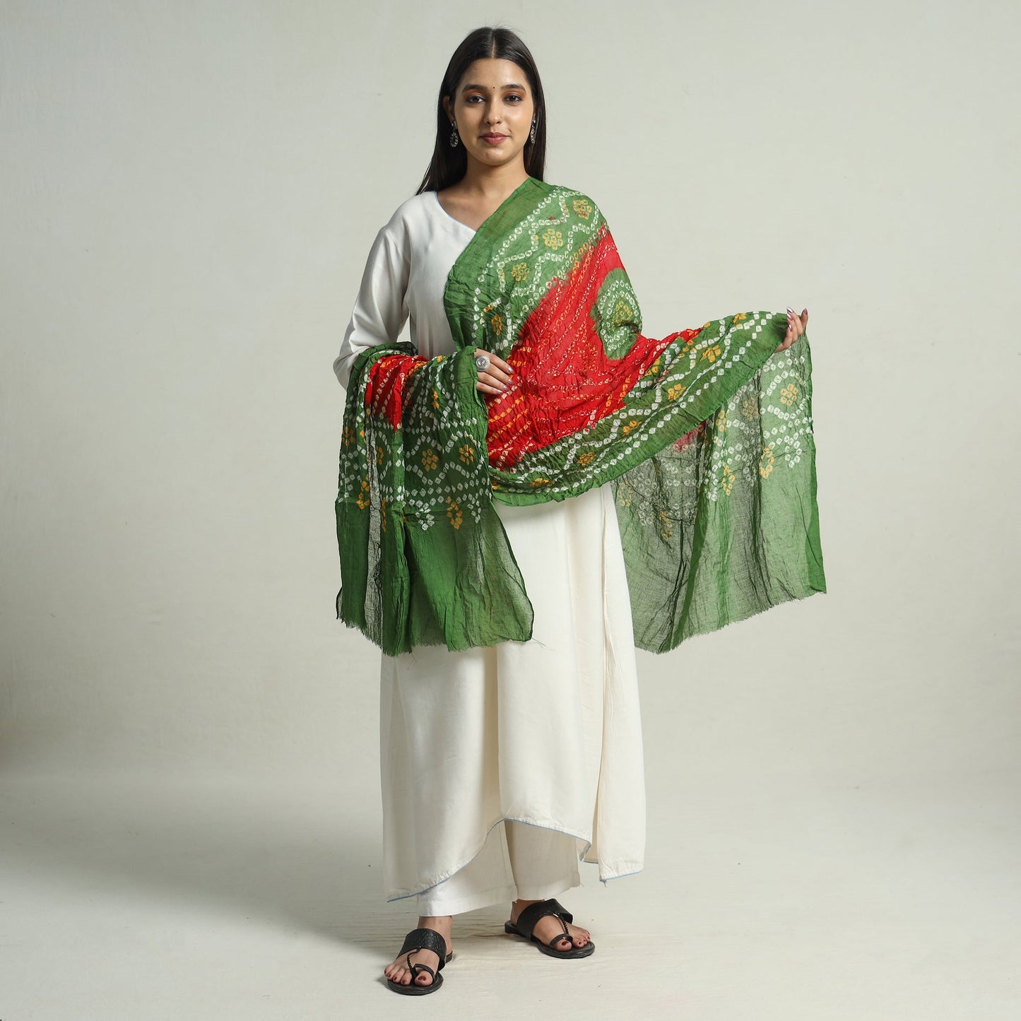  Kutch Bandhani Tie-Dye Mul Cotton Dupatta 51 