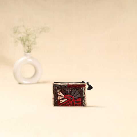 Kutch dhebariya qatab hand embroidered coin pouch 149