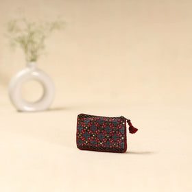 Kutch neran hand embroidered coin pouch 175 - handcrafted