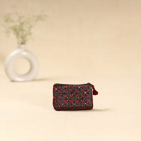 Kutch neran hand embroidered coin pouch 175 - handcrafted