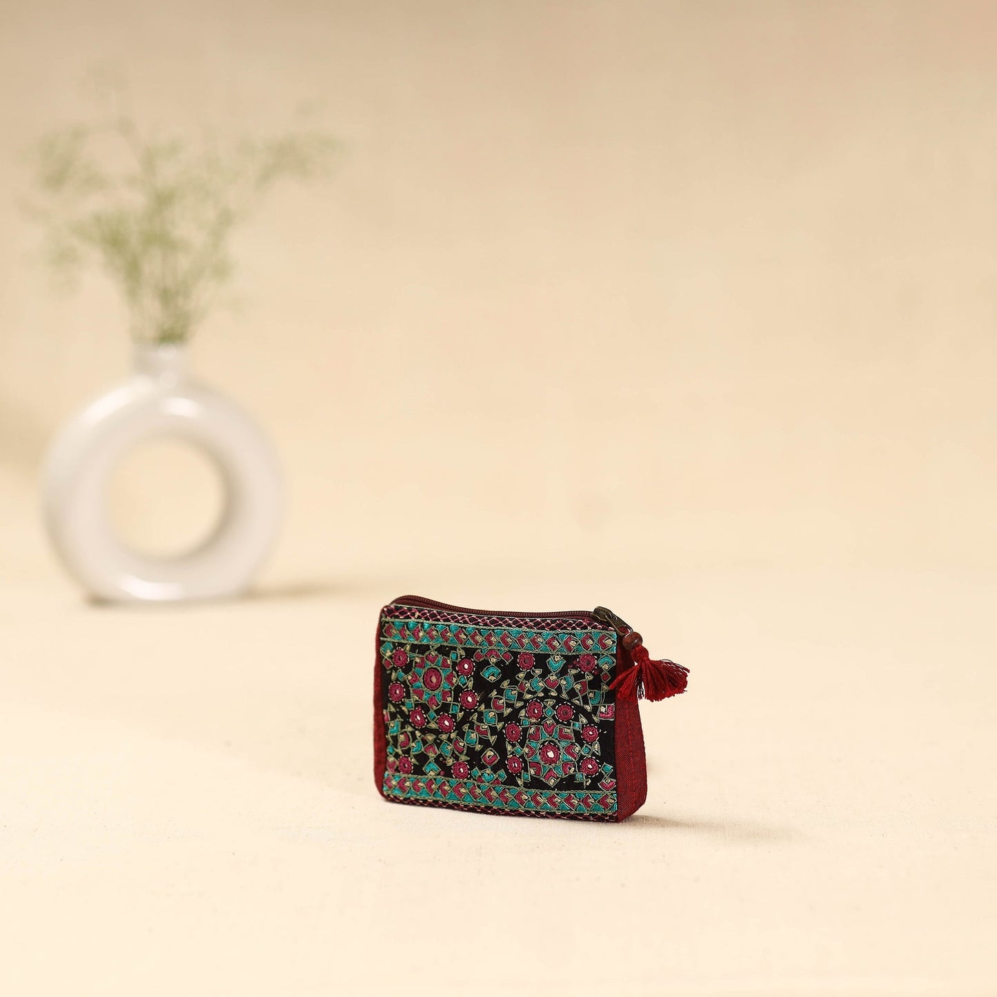 Kutch neran hand embroidered coin pouch 178 - handcrafted