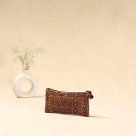 Kutch node bhori hand embroidered clutch purse 22