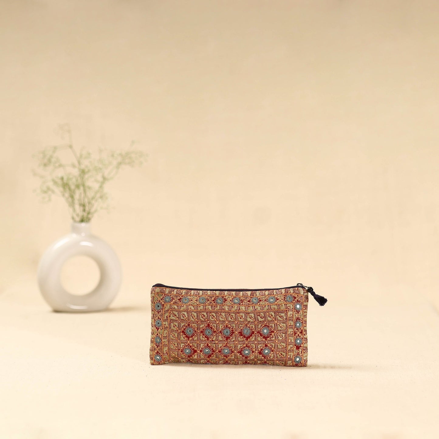 Kutch node bhori hand embroidered clutch purse 23