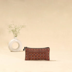 Kutch node bhori hand embroidered clutch purse 24