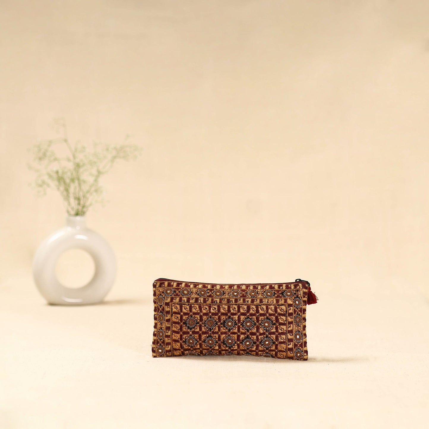 Kutch node bhori hand embroidered clutch purse 26