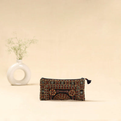 Kutch node bhori hand embroidered clutch purse 27