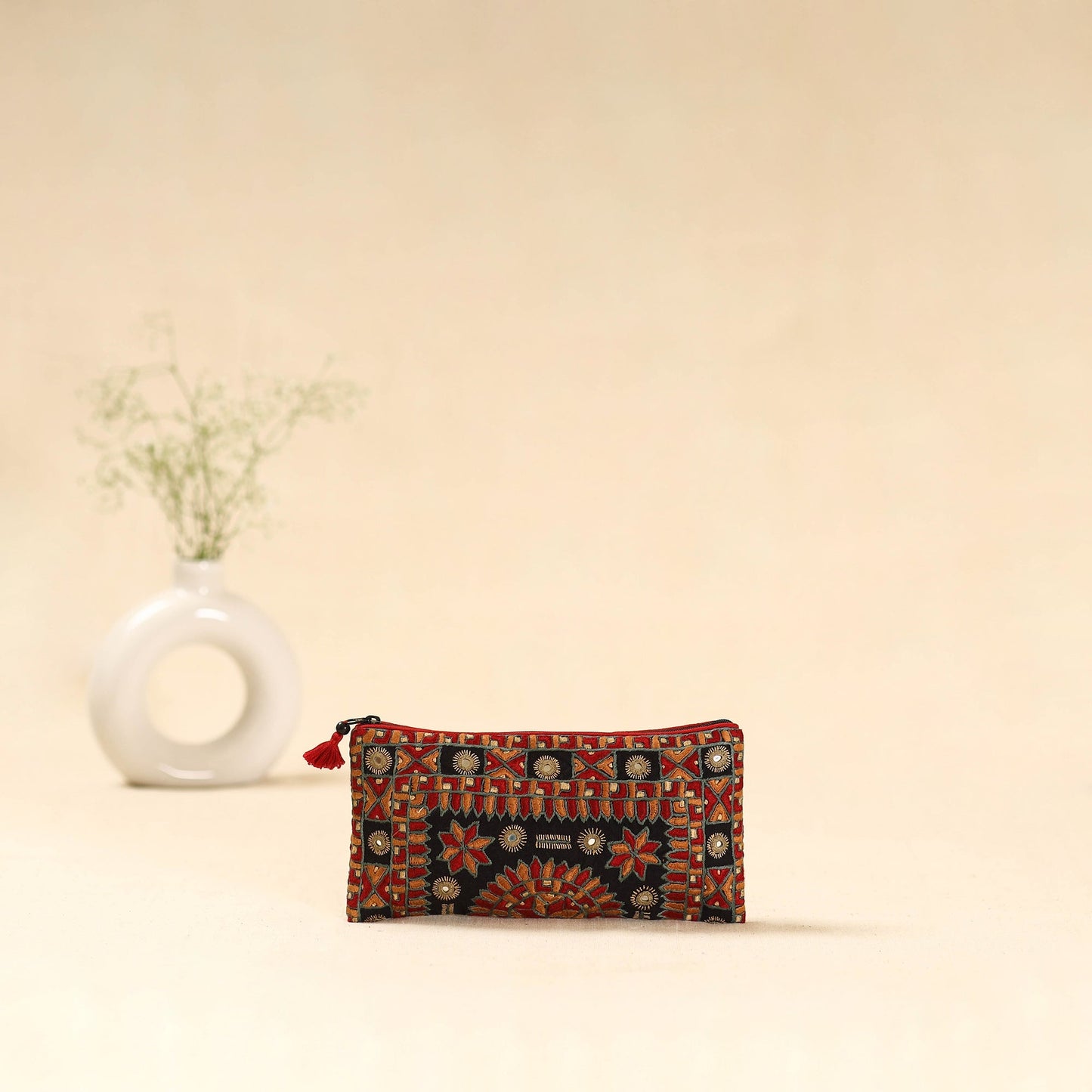 Kutch node bhori hand embroidered clutch purse 29